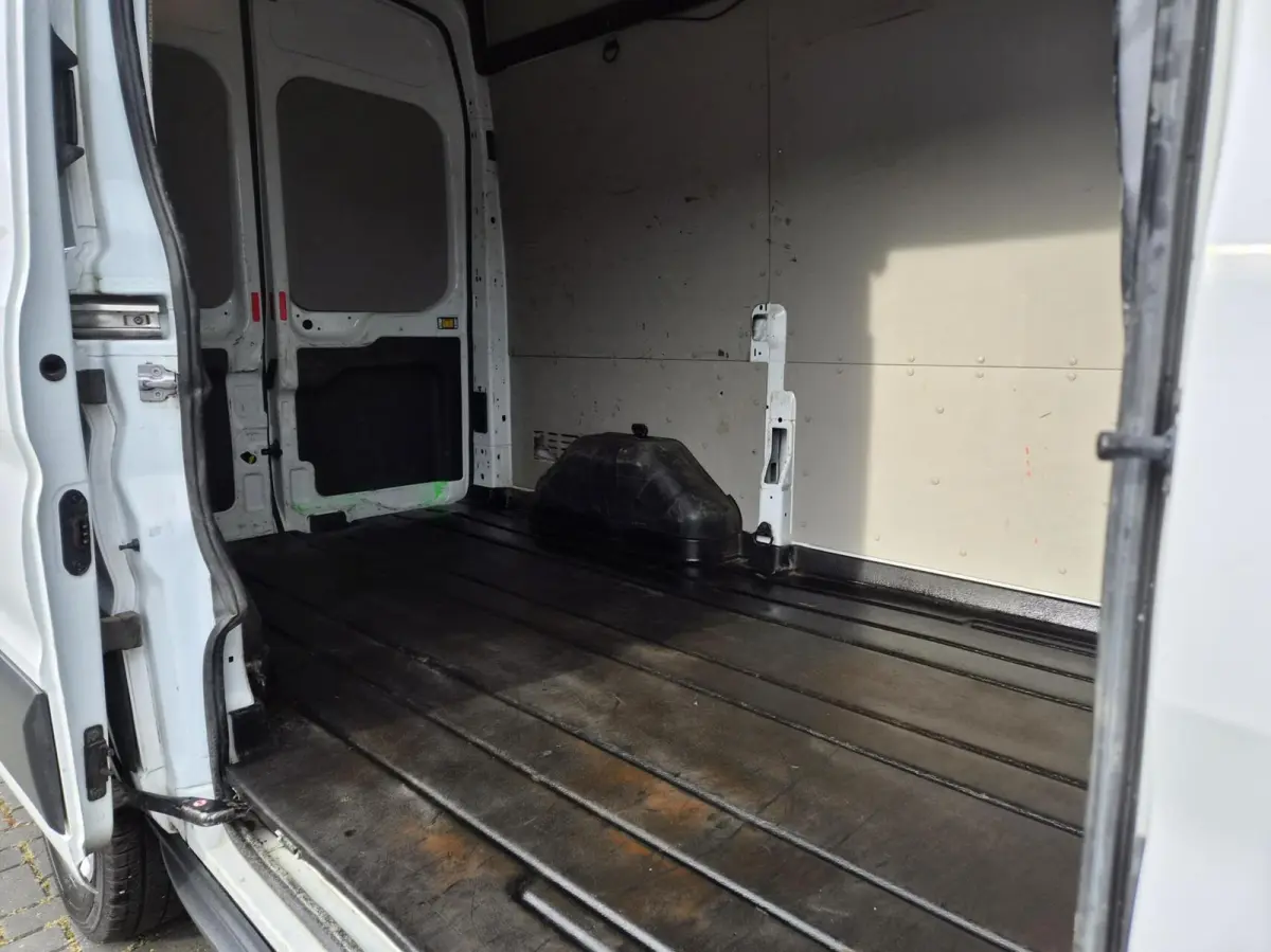 2.0 TDCI L2H2 Airco Cruise 130pk 2750kg trek