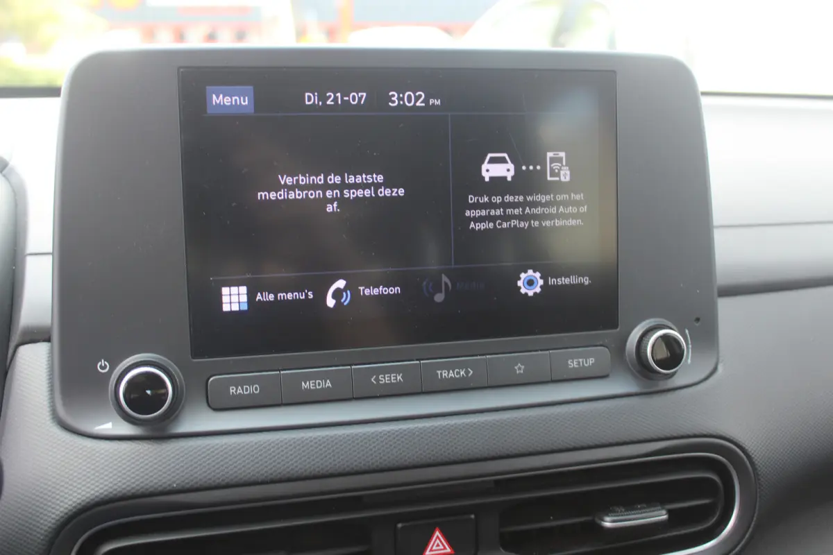 1.0 T-GDI Comfort l Cruise Control l Lane Assist l Camera l Airco l DAB l Apple Carplay/ Android Auto