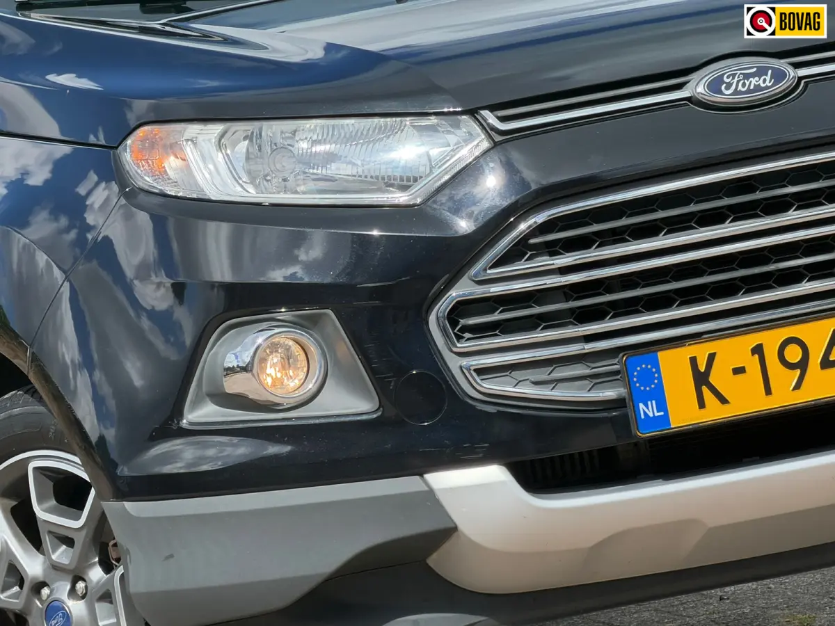 1.0 EcoBoost Titanium - Panther Black - Nav/Winterpakket/Cruise