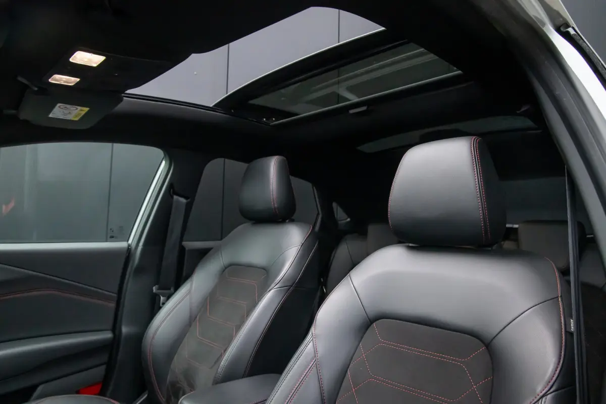 1.0 EcoBoost ST-Line X | Automaat | Nieuw model | Panoramdak | 360-camera | ELec. achtreklep | Full LED | B&O Audio | Dodehoek detectie
