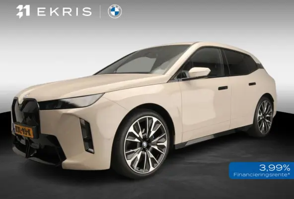 xDrive45 | M-Sportpakket | LED | HUD | Active cruise | Trekhaak | Keyles go | SOH 99% | DAB | Harman-kardon sound | Alu 23 inch