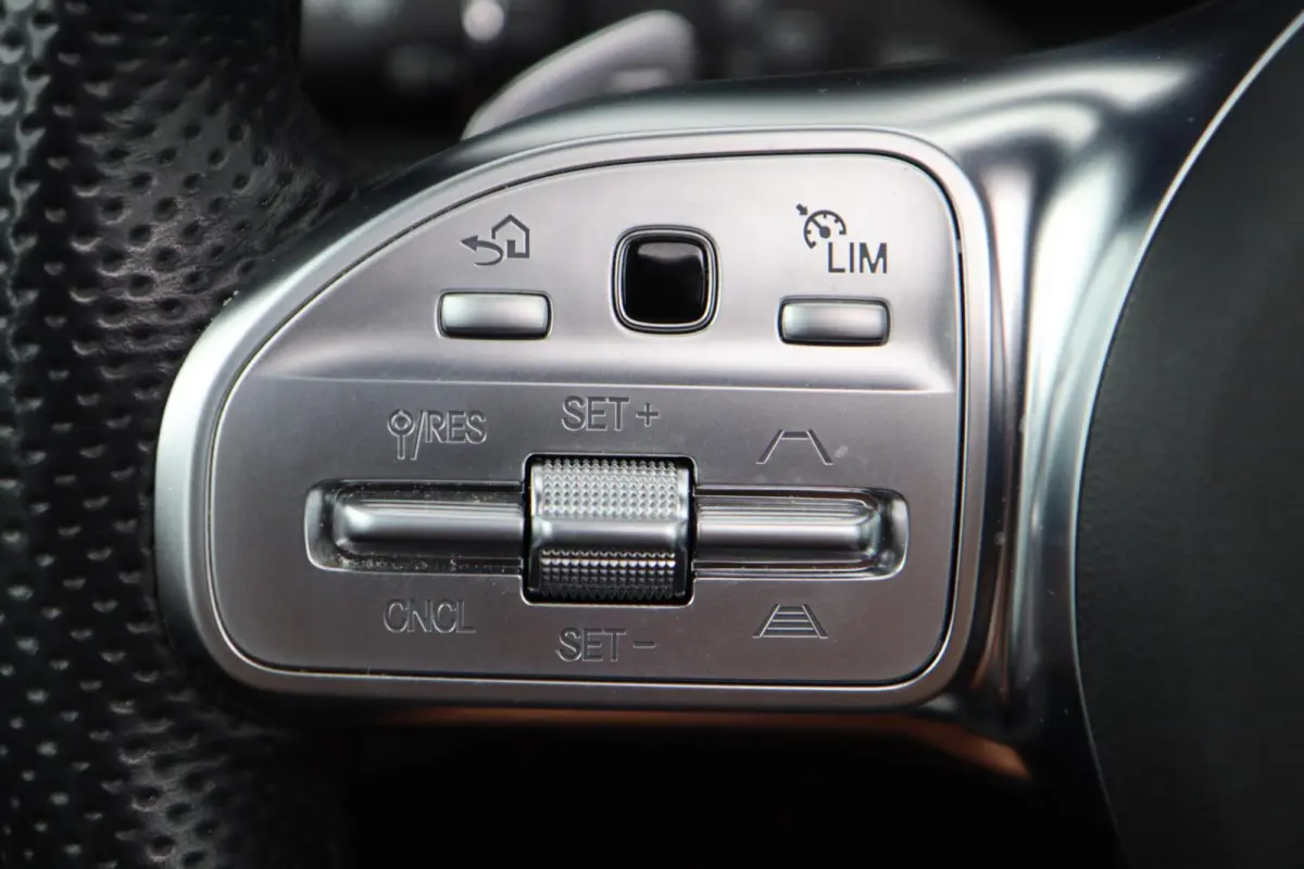 4MATIC Premium Plus | PANO ☀️ | BURMESTER 🎵 | BLIS 👀 | CARPLAY 📱 | CAMERA 📸 | SFEERVERLICHTING ✨