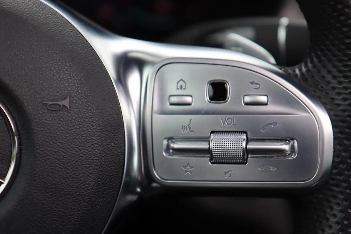 4MATIC Premium Plus | PANO ☀️ | BURMESTER 🎵 | BLIS 👀 | CARPLAY 📱 | CAMERA 📸 | SFEERVERLICHTING ✨