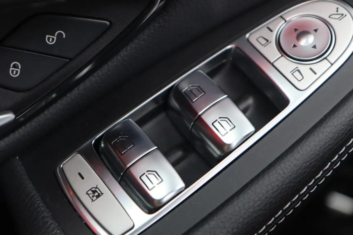 4MATIC Premium Plus | PANO ☀️ | BURMESTER 🎵 | BLIS 👀 | CARPLAY 📱 | CAMERA 📸 | SFEERVERLICHTING ✨