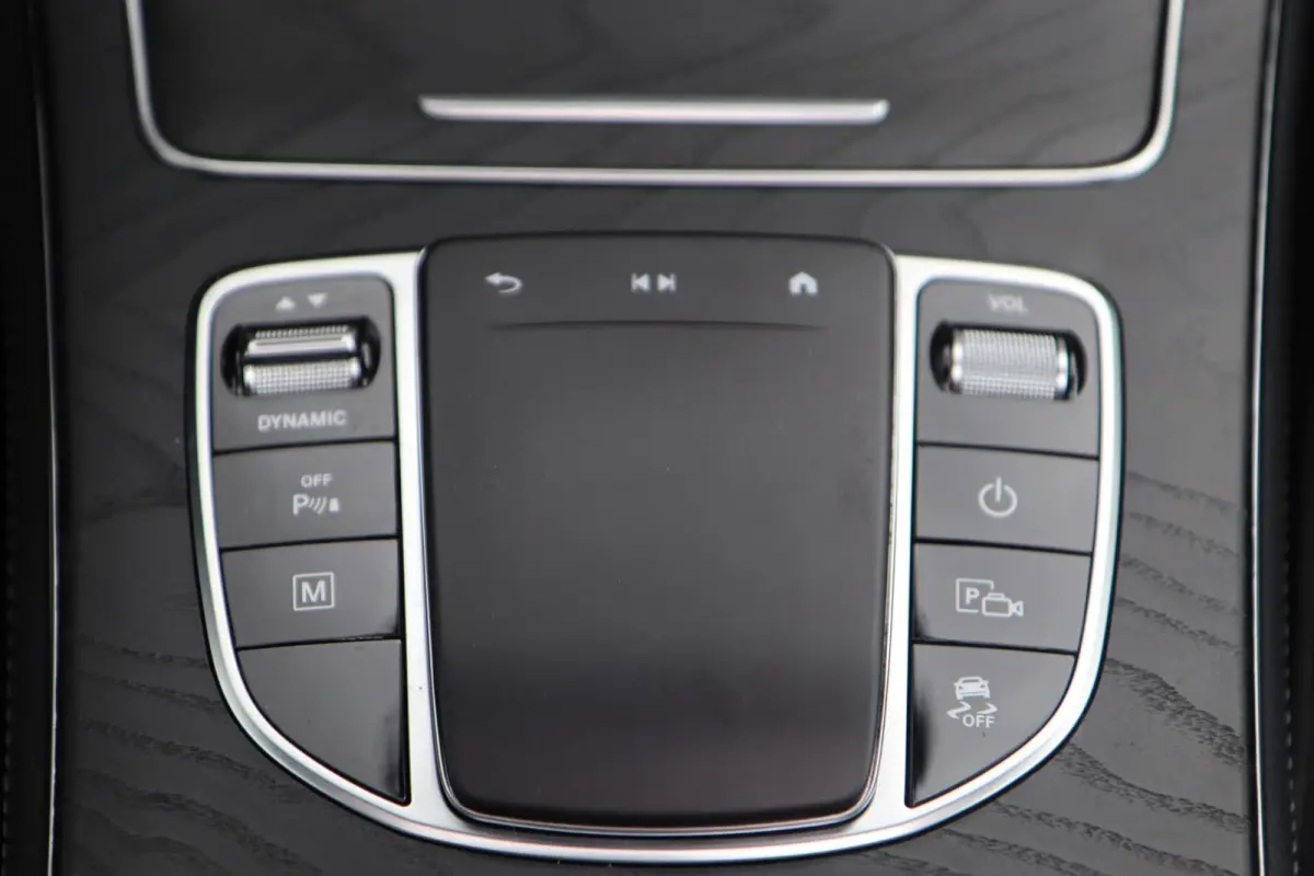 4MATIC Premium Plus | PANO ☀️ | BURMESTER 🎵 | BLIS 👀 | CARPLAY 📱 | CAMERA 📸 | SFEERVERLICHTING ✨