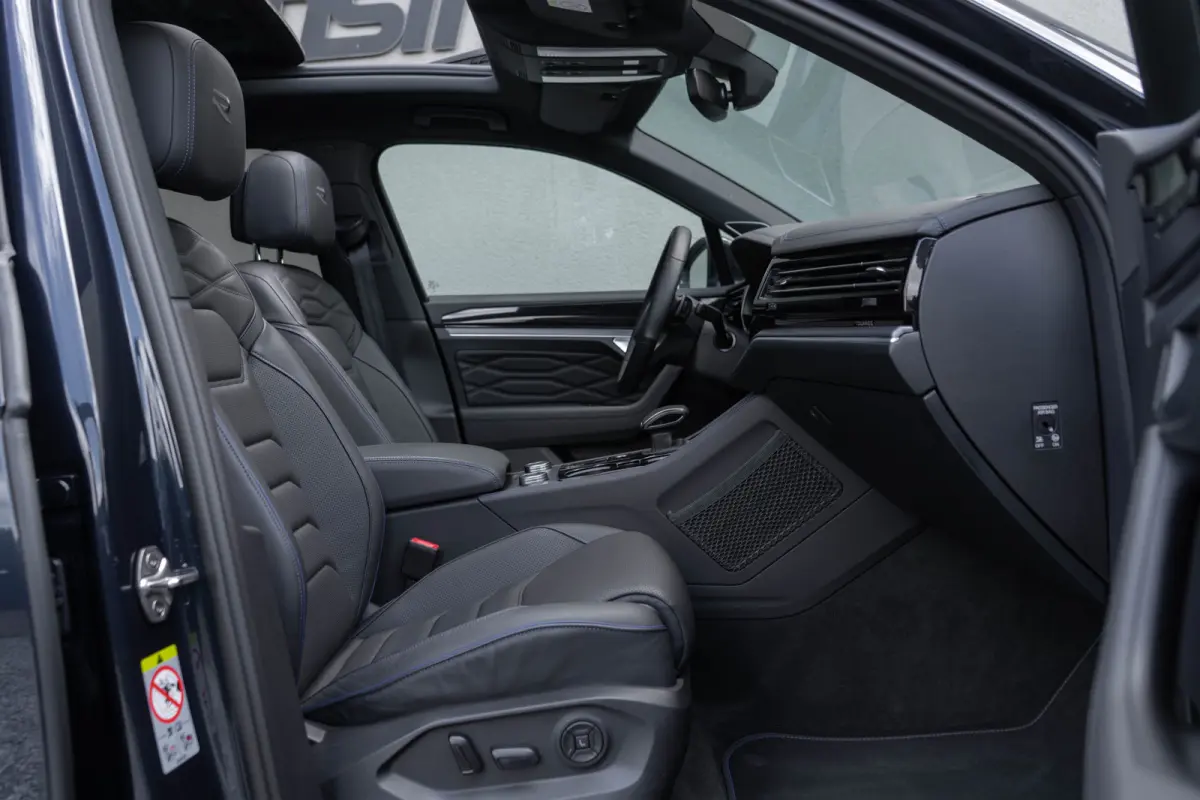 R 3.0 TSI eHybrid 4MOTION / 5 Jaar Fabrieksgarantie/ Puglia/ Standkachel/ Luchtvering/ Adaptive Cruise Control/ Panoramadak/ 340kW (461PK)