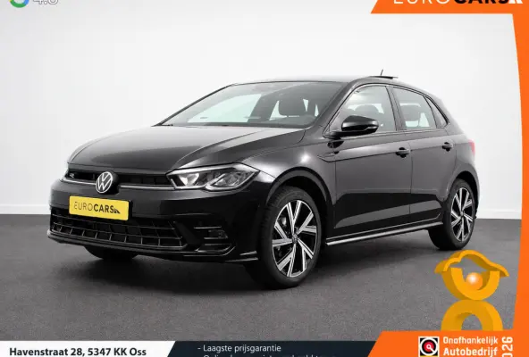 1.0 TSI DSG R-Line Panorama dak Navigatie App Connect Climate Control Parkeer sensoren Camera Cruise control adaptive Lichtmetalen velgen
