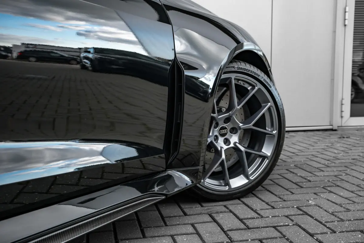 RS 5 Avant e-hybrid 470 kW / 639 PK Ceramische remmen | Carbon In&Exterieur | Panorama Dak | Stoelventilatie en Massage