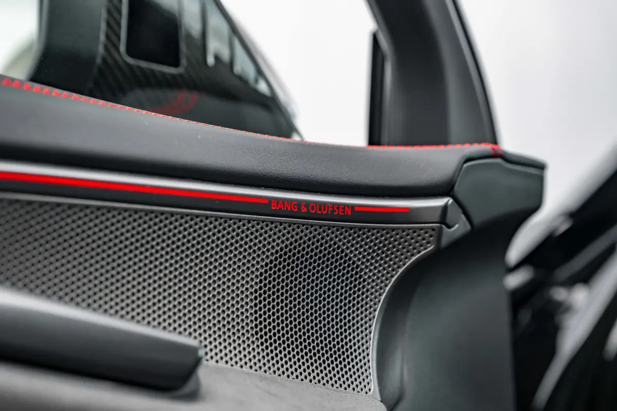 RS 5 Avant e-hybrid 470 kW / 639 PK Ceramische remmen | Carbon In&Exterieur | Panorama Dak | Stoelventilatie en Massage