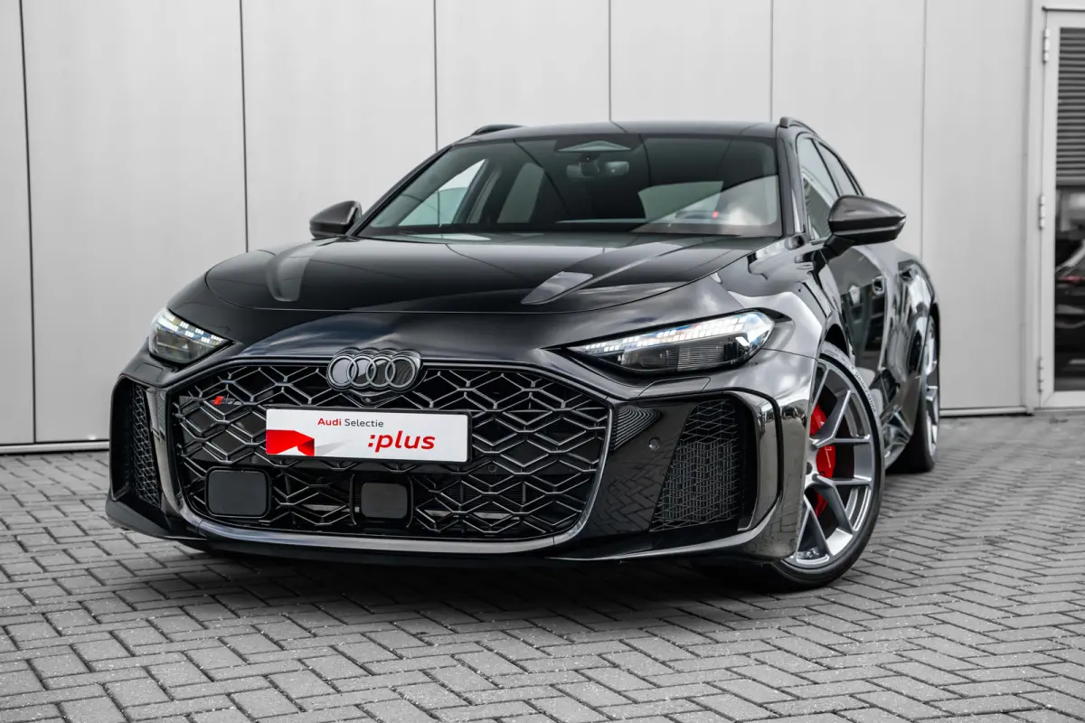 RS 5 Avant e-hybrid 470 kW / 639 PK Ceramische remmen | Carbon In&Exterieur | Panorama Dak | Stoelventilatie en Massage