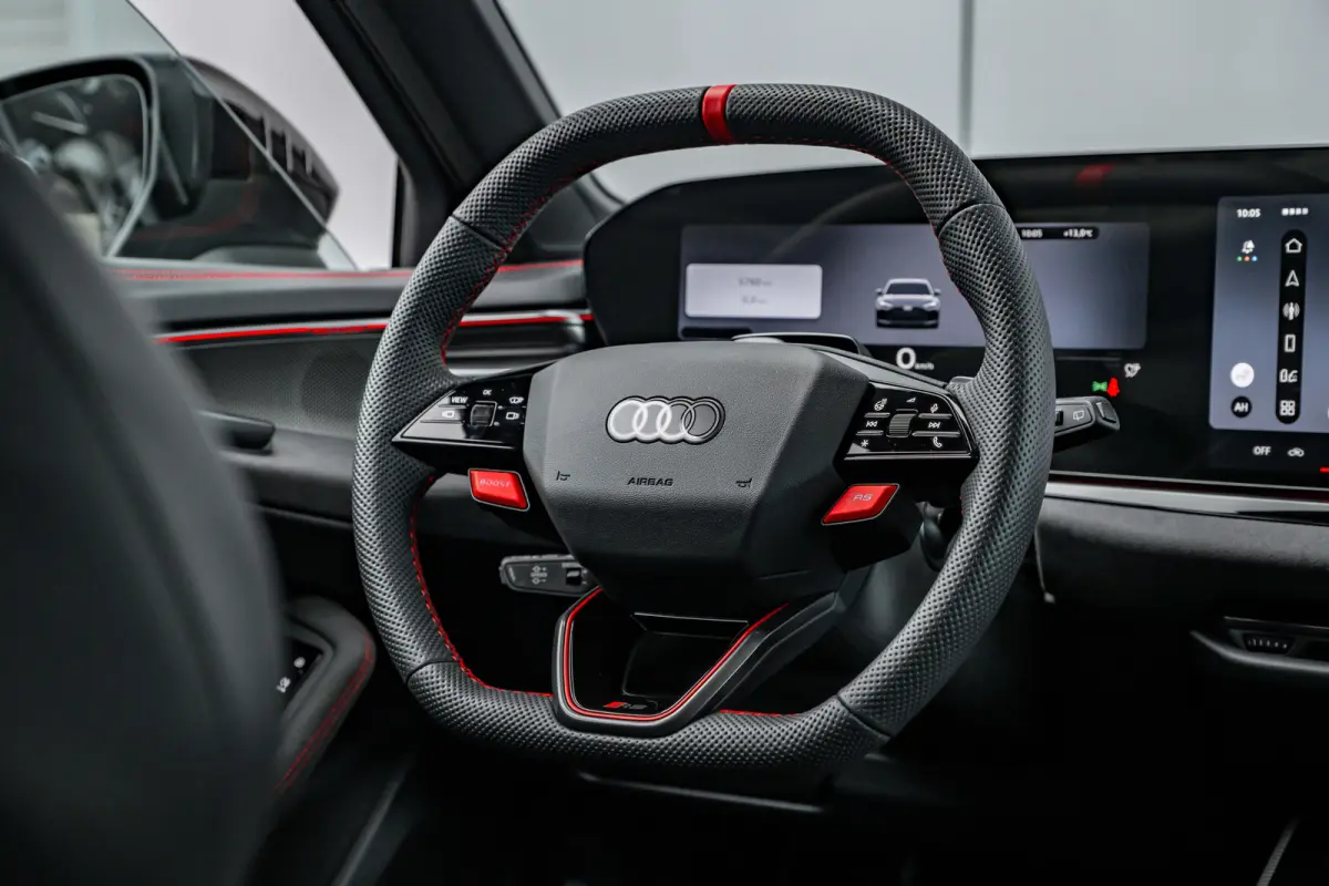 RS 5 Avant e-hybrid 470 kW / 639 PK Ceramische remmen | Carbon In&Exterieur | Panorama Dak | Stoelventilatie en Massage