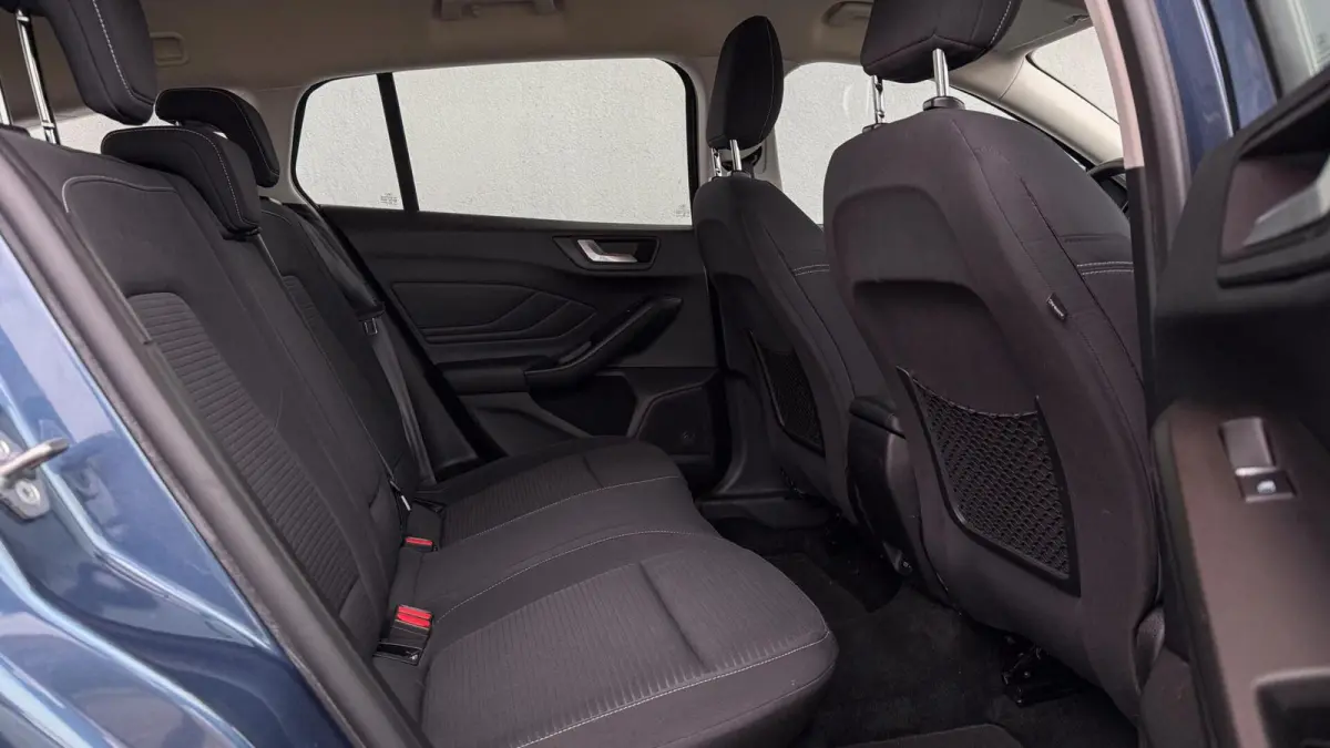 1.0 EcoBoost Titanium Business