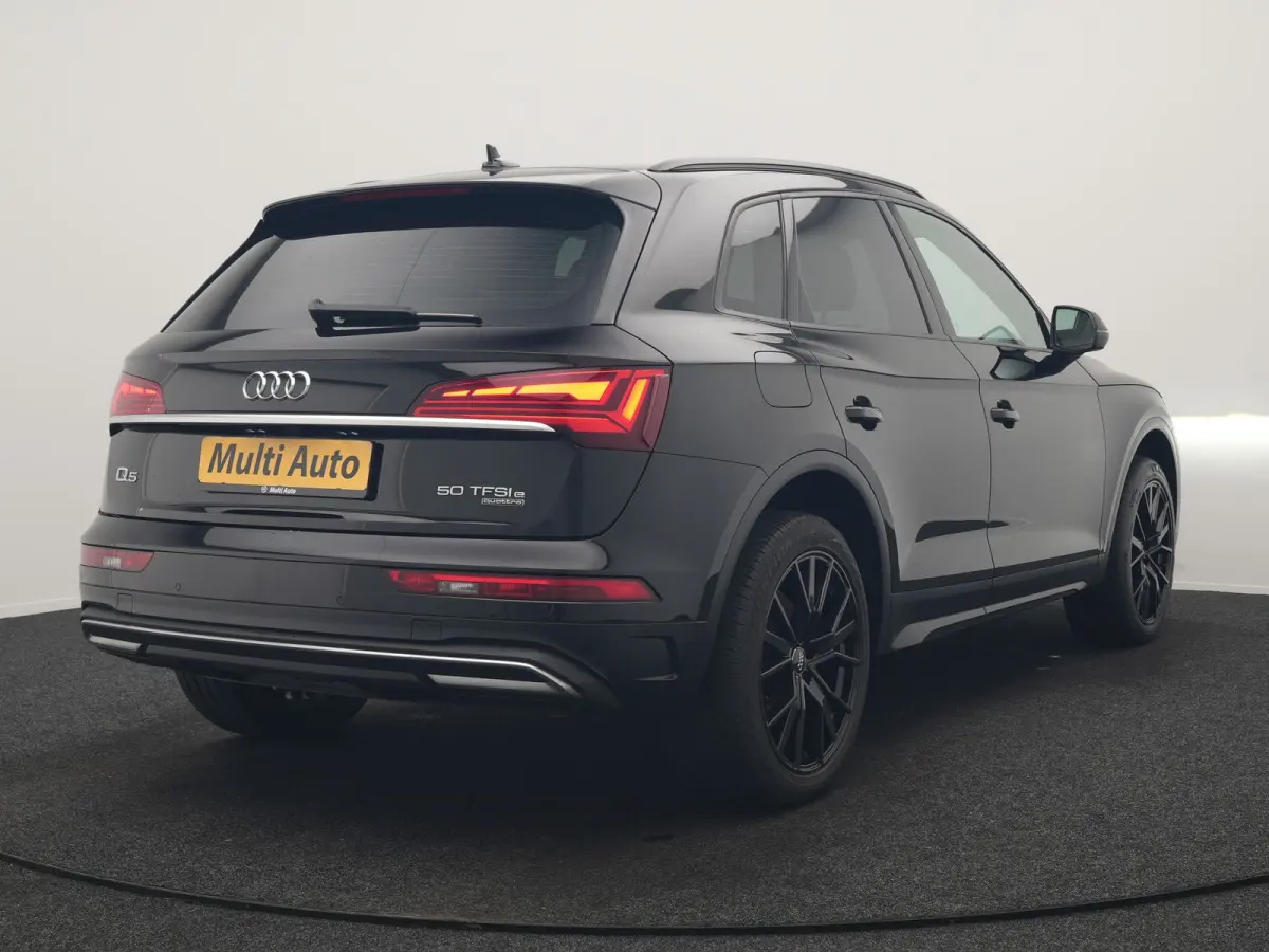 50 TFSI e Advanced edition PHEV 300pk Dealer O.H | SOH 87,4% | Trekhaak Af Fabriek | Head Up | Apple Carplay | Lederen Sportstoelen Verwarmd | Cruise Control | Virtual | Navigatie | DAB | 19