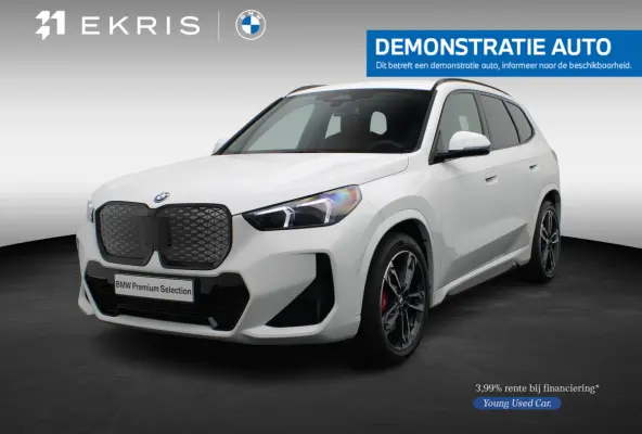 eDrive20 M Sport Edition | M Sportpakket Pro | SoH 100% | Premium Pack | Comfort Pack | Trekhaak | Elektrisch Verstelbare Sportstoelen | Driving Assistant Plus | Harman Kardon | 19''