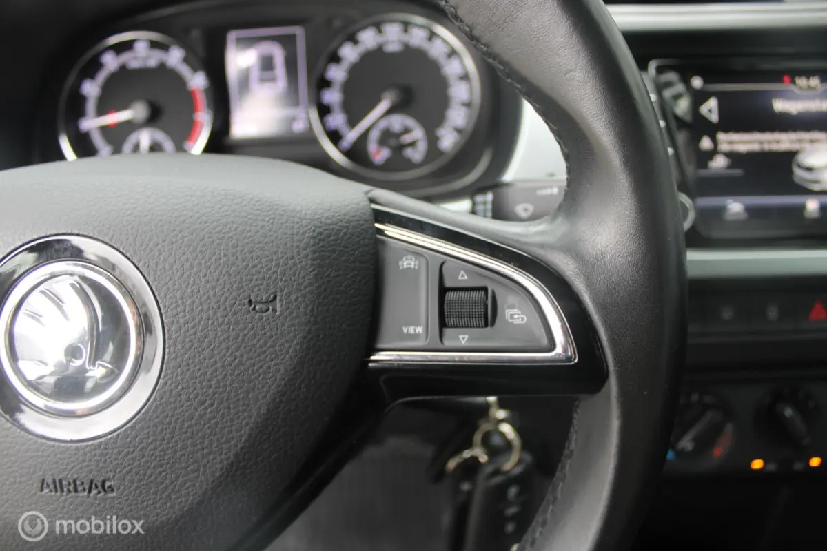 1.0 TSI Ambition | 1e Eigenaar | NL Auto | Airco | Cruise control |Apple Carplay/Android Auto | Navigatie.