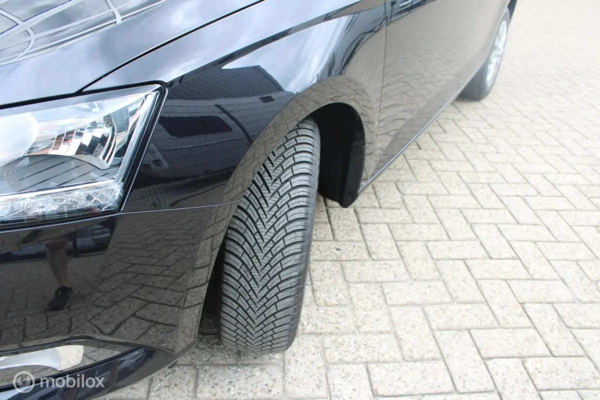 1.0 TSI Ambition | 1e Eigenaar | NL Auto | Airco | Cruise control |Apple Carplay/Android Auto | Navigatie.