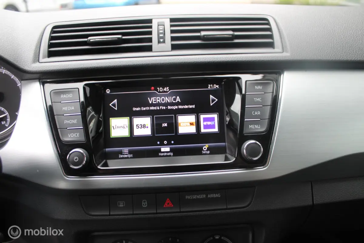 1.0 TSI Ambition | 1e Eigenaar | NL Auto | Airco | Cruise control |Apple Carplay/Android Auto | Navigatie.