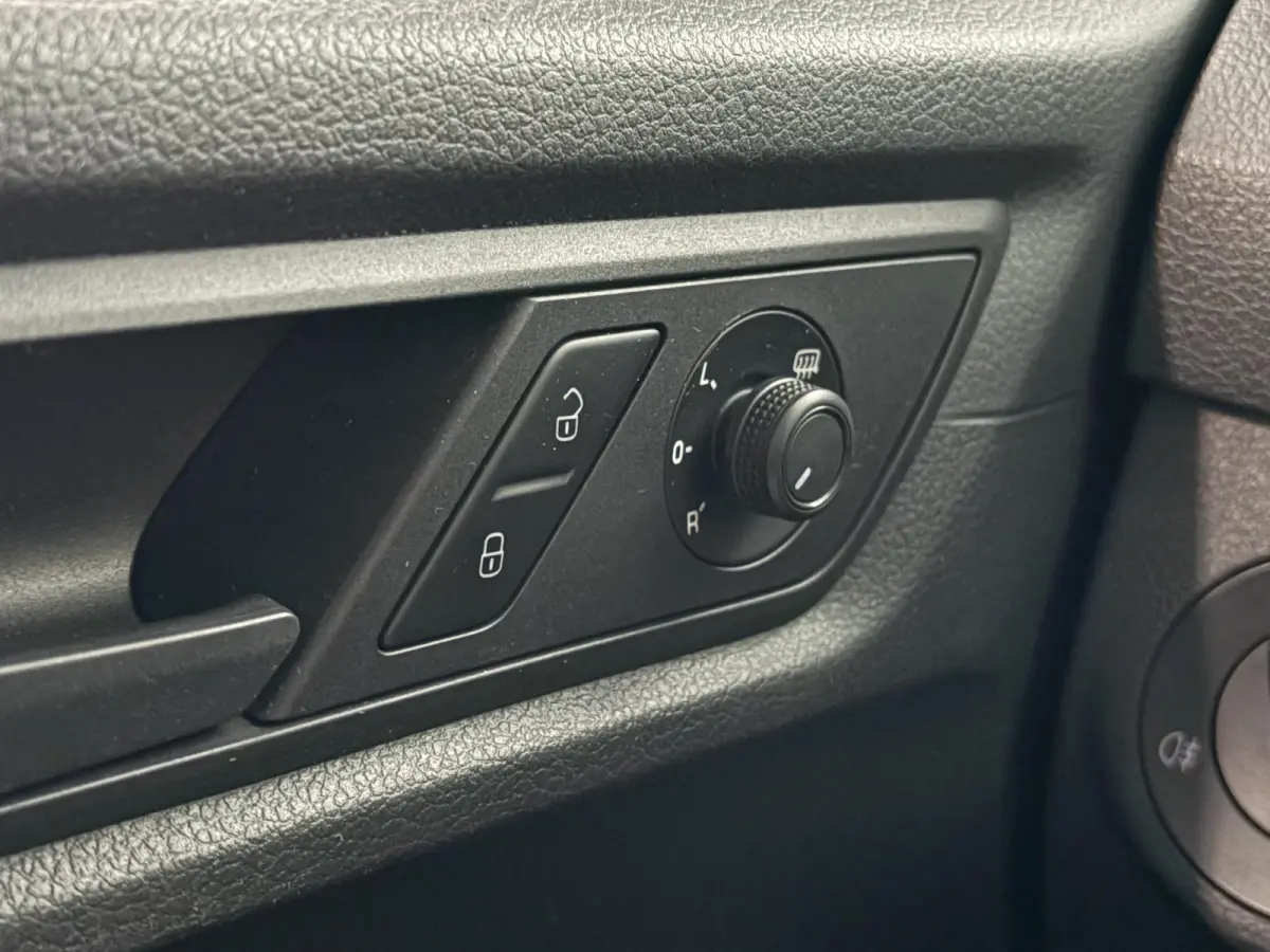 2.0 TDI L2H1 BMT Maxi Trendline Airco Stoelverwarming Cruise Control Trekhaak