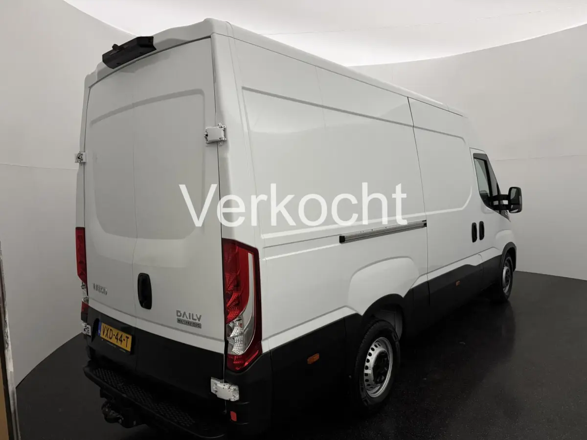35S16V 2.3 L2H2 l AUTOMAAT l CLIMA l 3500KG TREKHAAK