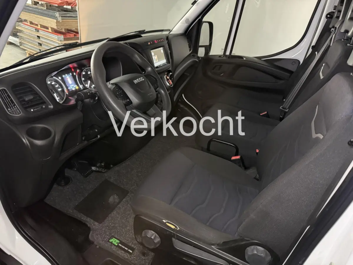 35S16V 2.3 L2H2 l AUTOMAAT l CLIMA l 3500KG TREKHAAK