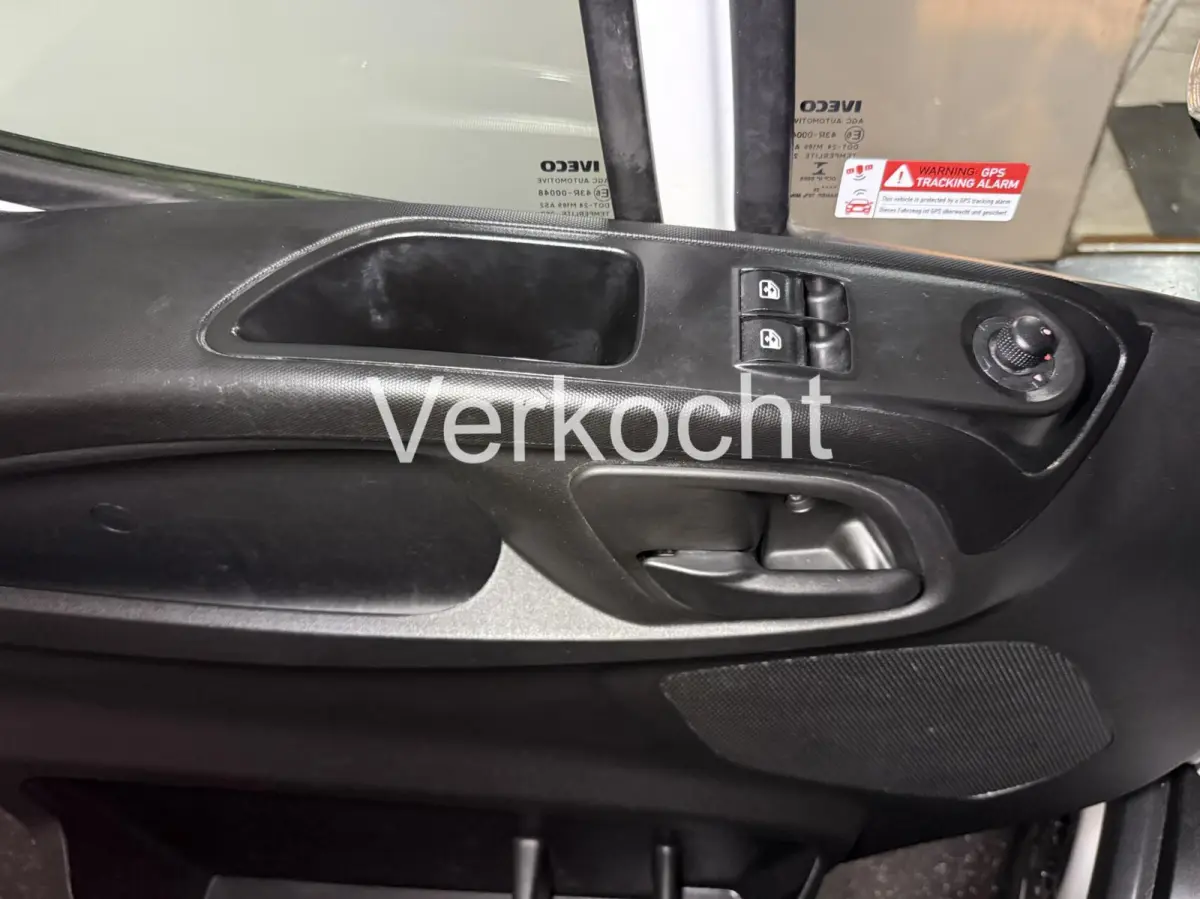 35S16V 2.3 L2H2 l AUTOMAAT l CLIMA l 3500KG TREKHAAK