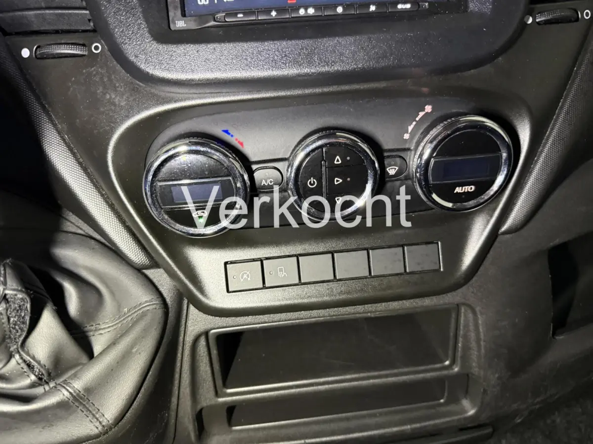 35S16V 2.3 L2H2 l AUTOMAAT l CLIMA l 3500KG TREKHAAK