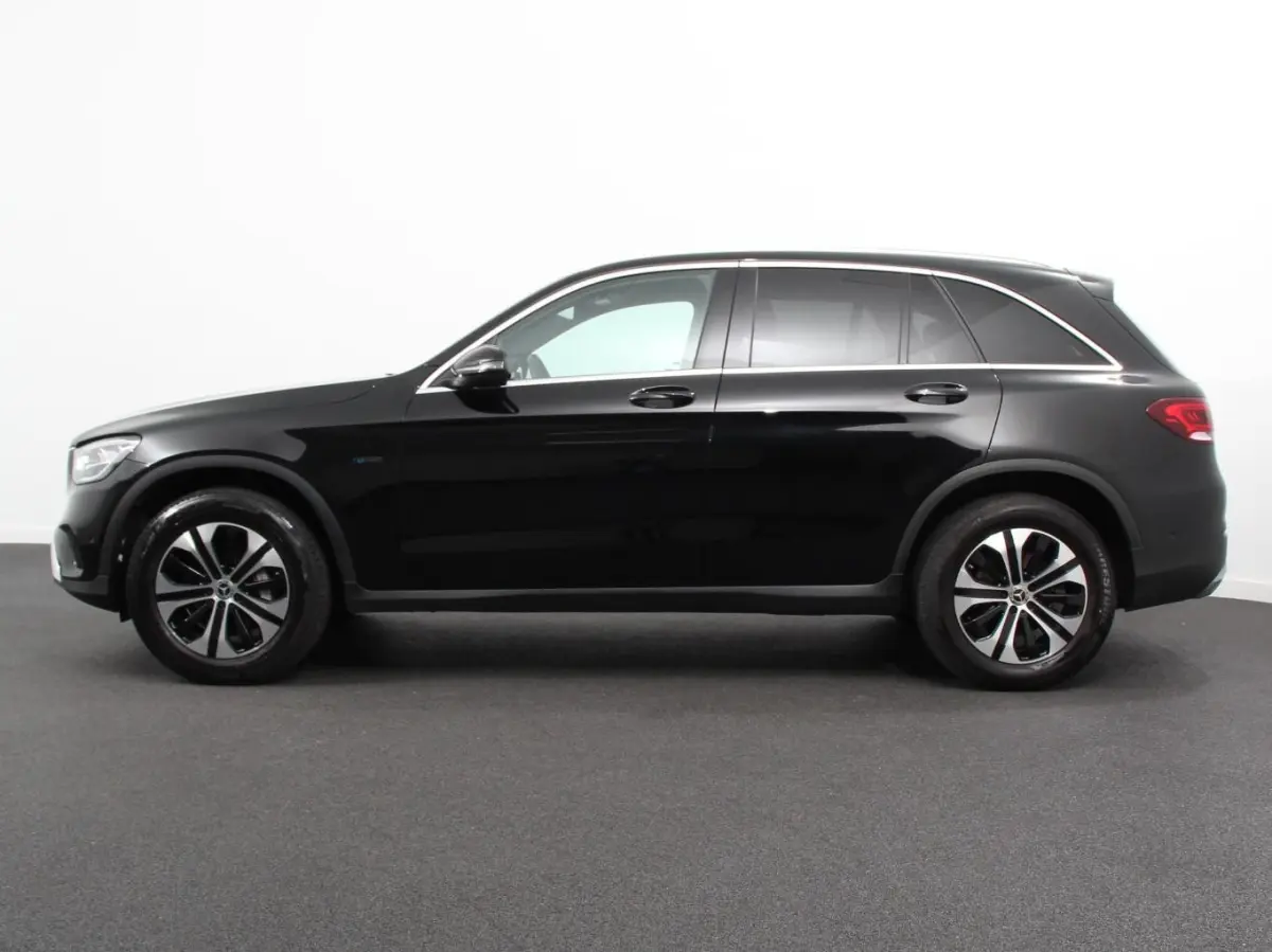 4MATIC PHEV Exclusive Navigatie Climate Control Leder(look) Camera Trekhaak Adaptive Cruise Control Dab