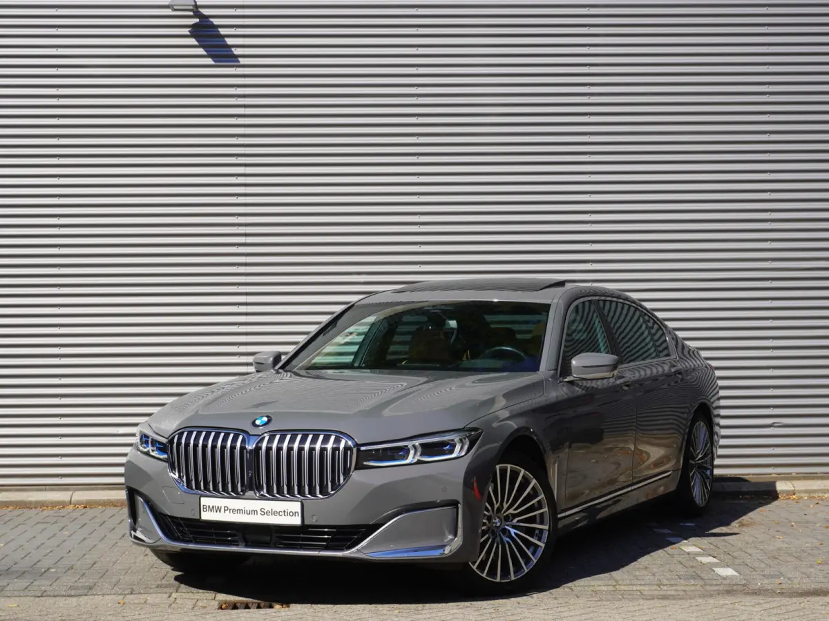 Limousine 745Le xDrive | High Executive | Integral Active Steering | BMW Personal CoPilot Pack | Soft-Close | Driving Assistant Professional | SoH 76% | Harman Kardon Surround Sound Systeem
