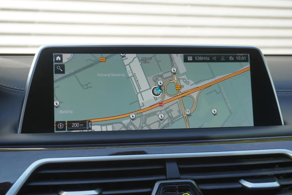 Limousine 745Le xDrive | High Executive | Integral Active Steering | BMW Personal CoPilot Pack | Soft-Close | Driving Assistant Professional | SoH 76% | Harman Kardon Surround Sound Systeem