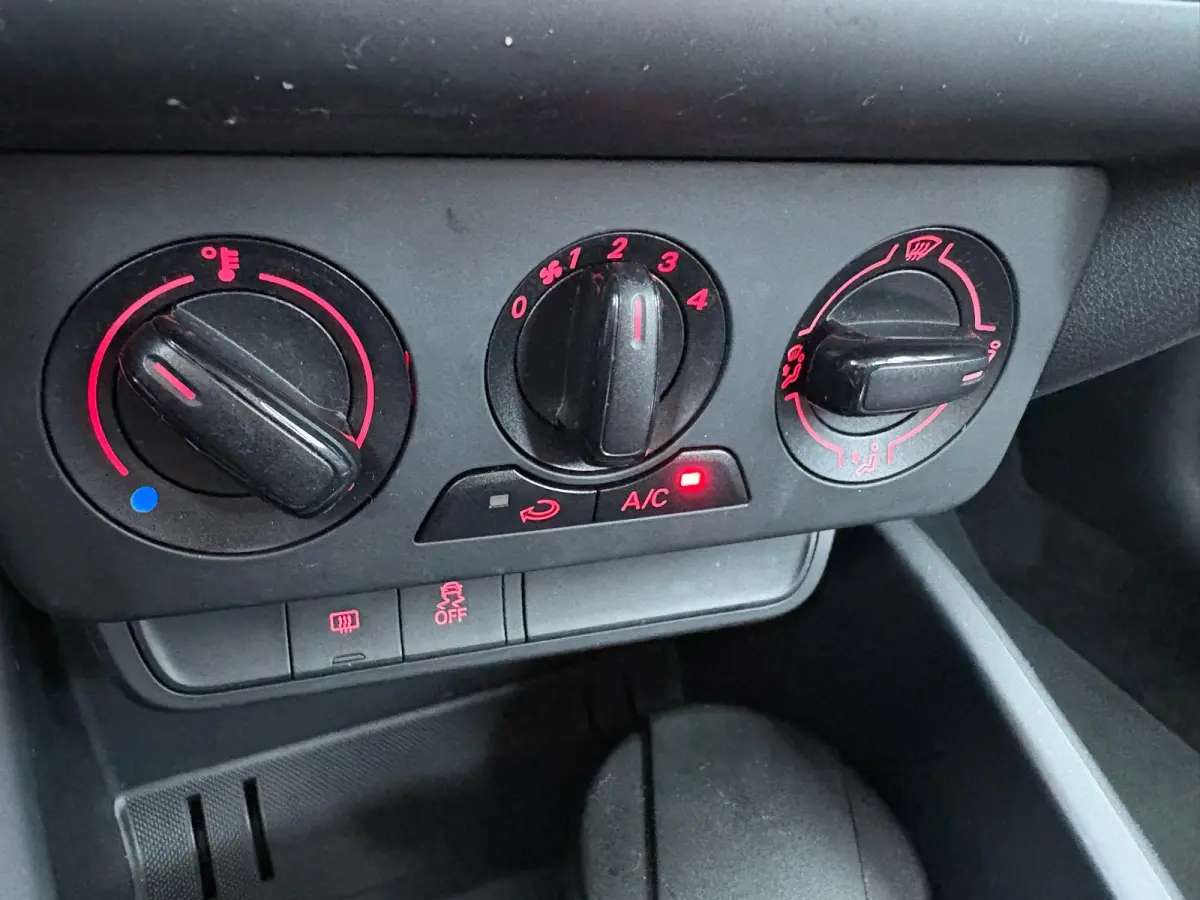 95PK TFSI Pro Line Bi-Tone/Navigatie/Bluetooth/Cruise-control