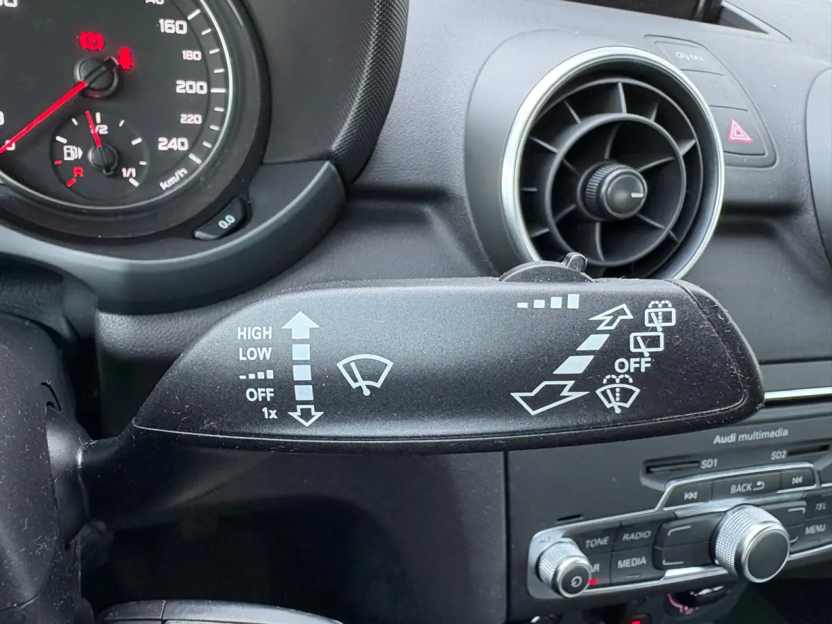 95PK TFSI Pro Line Bi-Tone/Navigatie/Bluetooth/Cruise-control