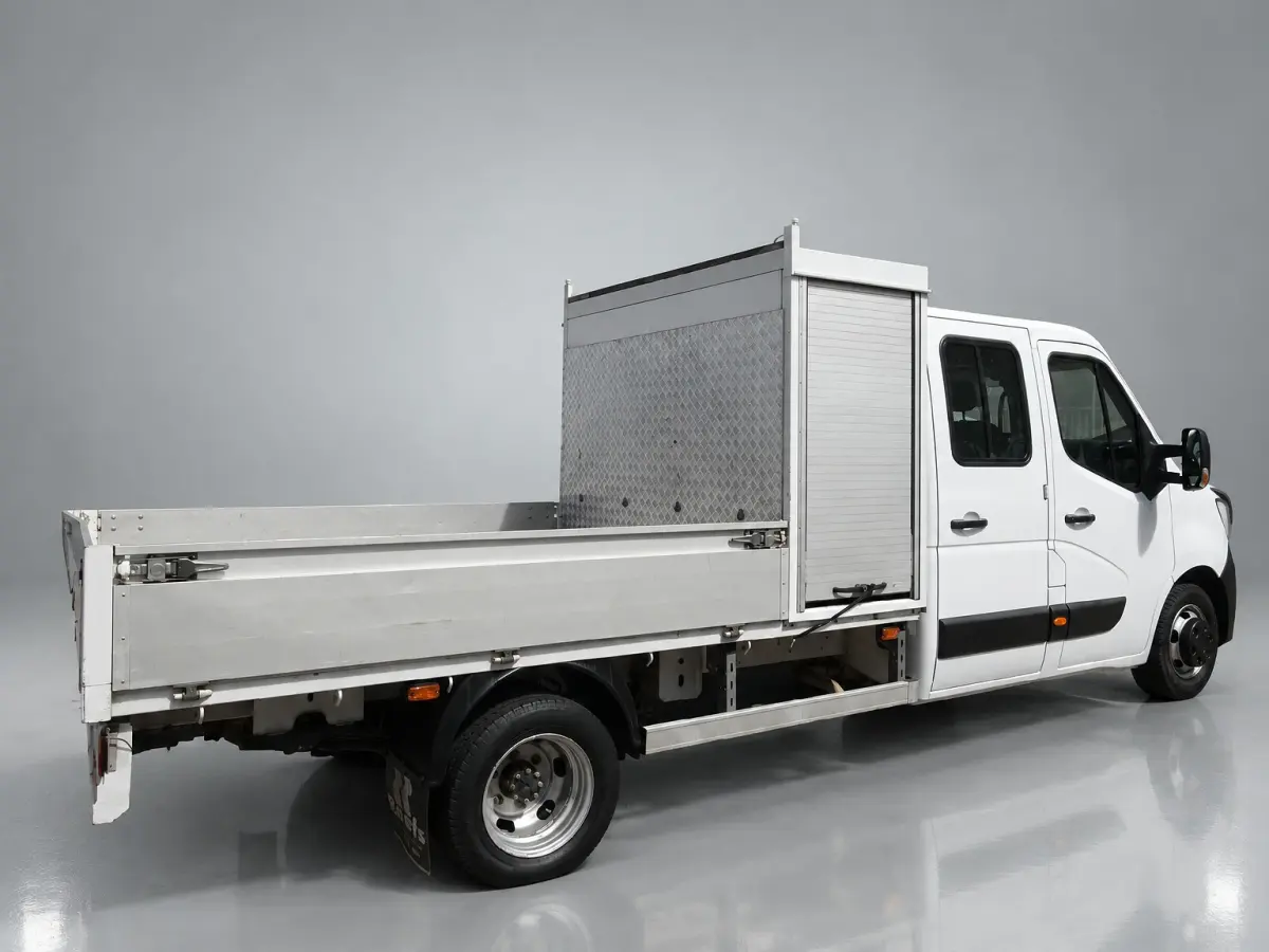 T35 2.3 dCi 145 L4 DL DUBBELE CABINE OPEN LAADBAK