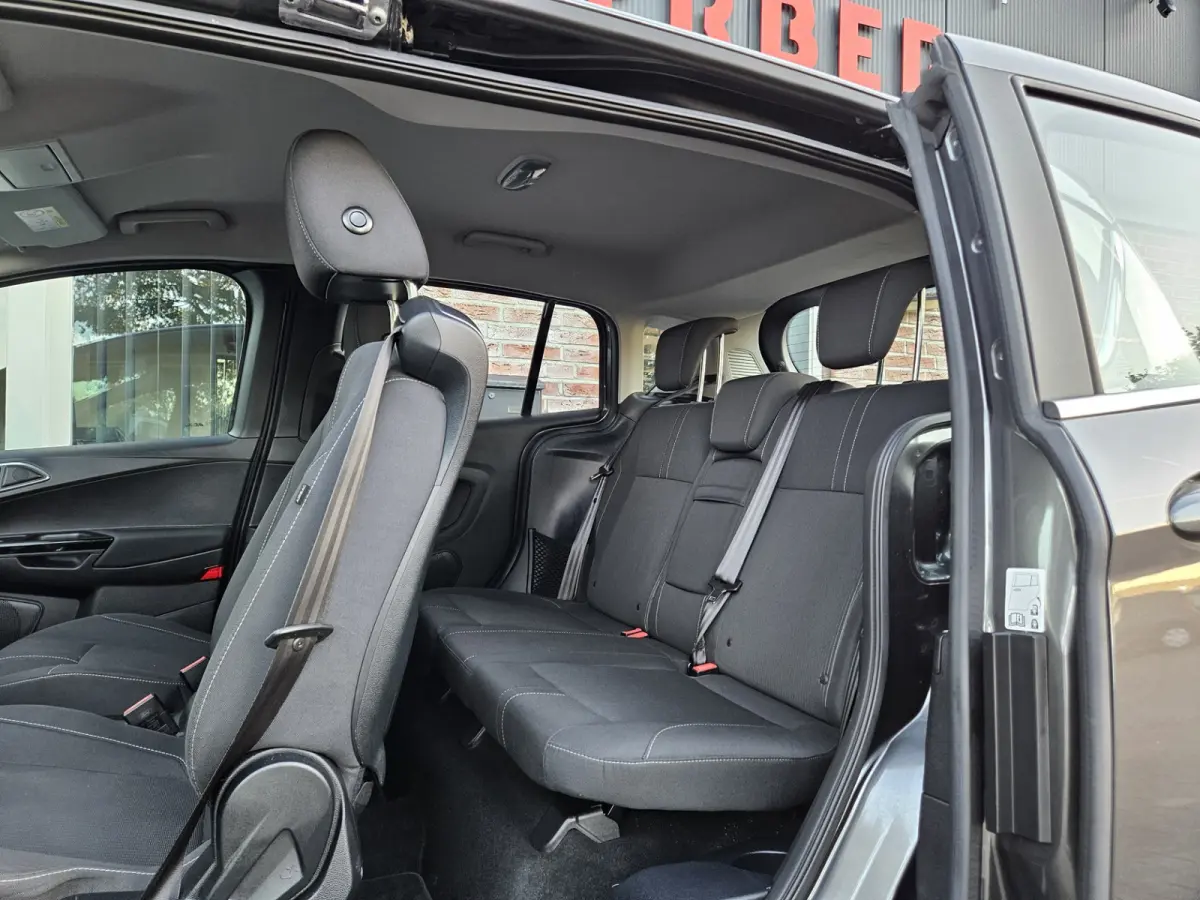 1.0 EcoBoost Titanium NAP! Airco! Cruise Control! Camera! Navigatie! Nette Auto!