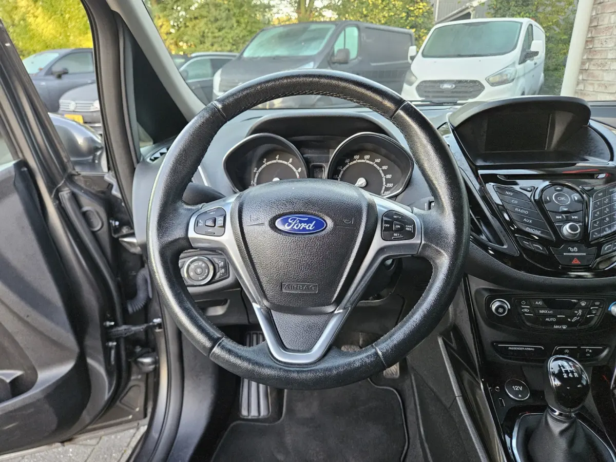 1.0 EcoBoost Titanium NAP! Airco! Cruise Control! Camera! Navigatie! Nette Auto!