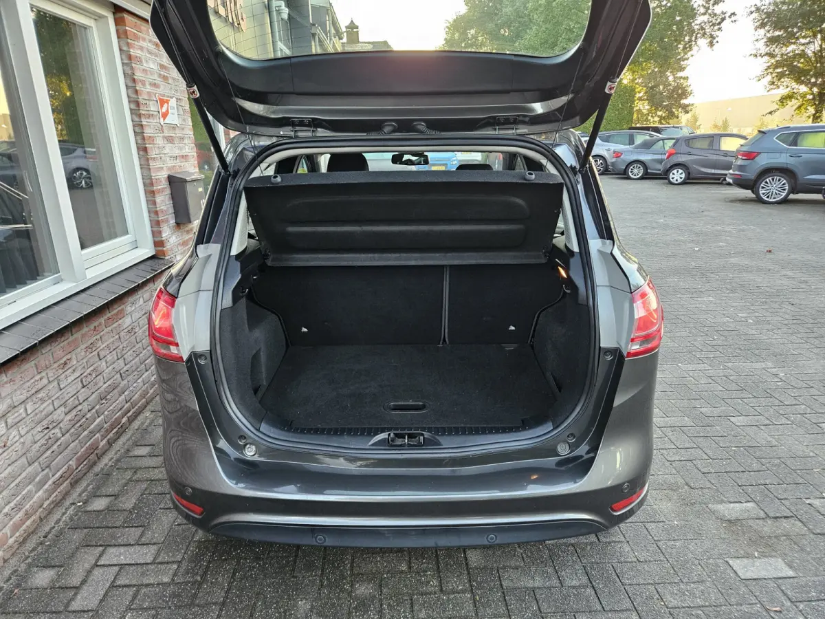 1.0 EcoBoost Titanium NAP! Airco! Cruise Control! Camera! Navigatie! Nette Auto!