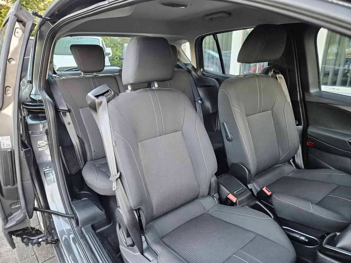 1.0 EcoBoost Titanium NAP! Airco! Cruise Control! Camera! Navigatie! Nette Auto!