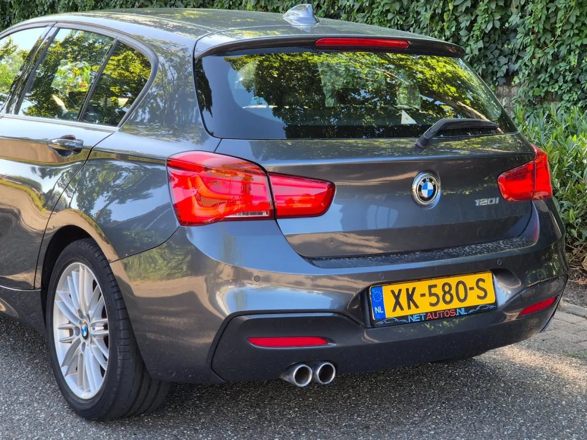 120i High Executive M Sport Apple CarPlay Trekhaak LED NAP Dealer onderhouden RIJKLAAR 184pk