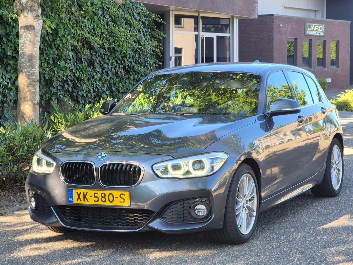 120i High Executive M Sport Apple CarPlay Trekhaak LED NAP Dealer onderhouden RIJKLAAR 184pk