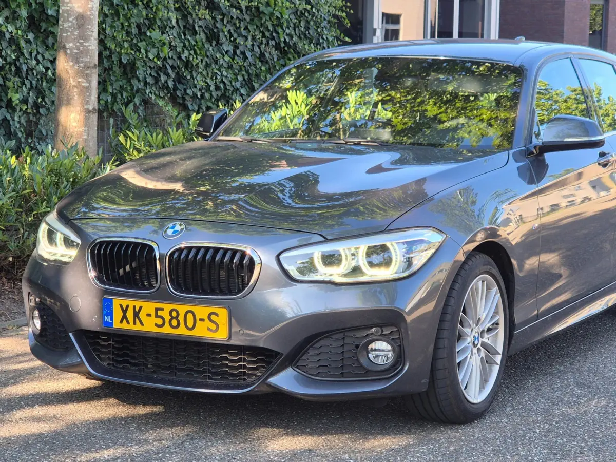 120i High Executive M Sport Apple CarPlay Trekhaak LED NAP Dealer onderhouden RIJKLAAR 184pk