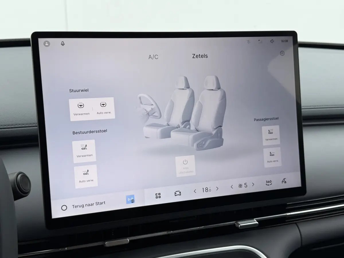 1.5 Pro PHEV | 83 km Elektrisch | 8 jaar Garantie | 360 Camera | Geely Specialist