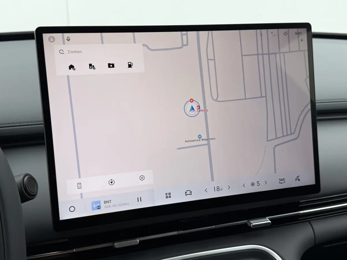 1.5 Pro PHEV | 83 km Elektrisch | 8 jaar Garantie | 360 Camera | Geely Specialist
