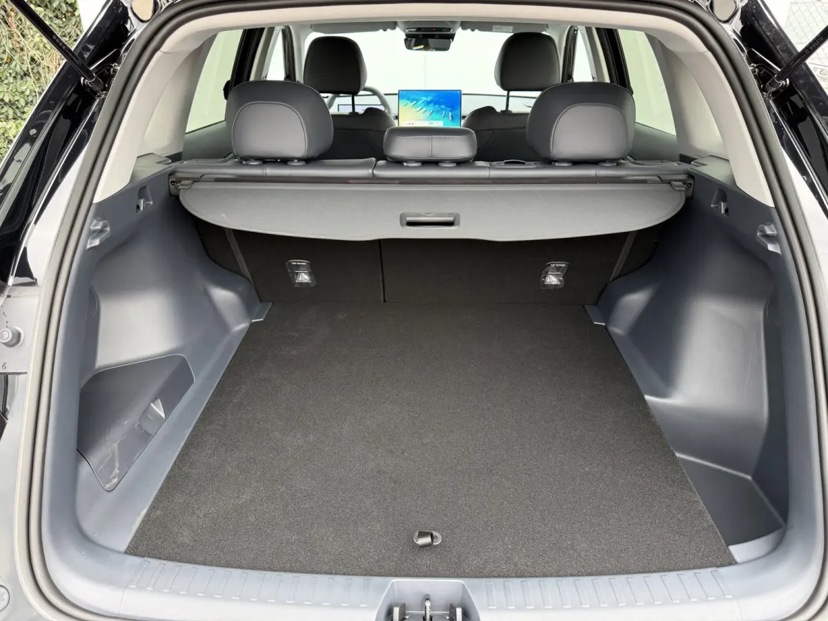 1.5 Pro PHEV | 83 km Elektrisch | 8 jaar Garantie | 360 Camera | Geely Specialist