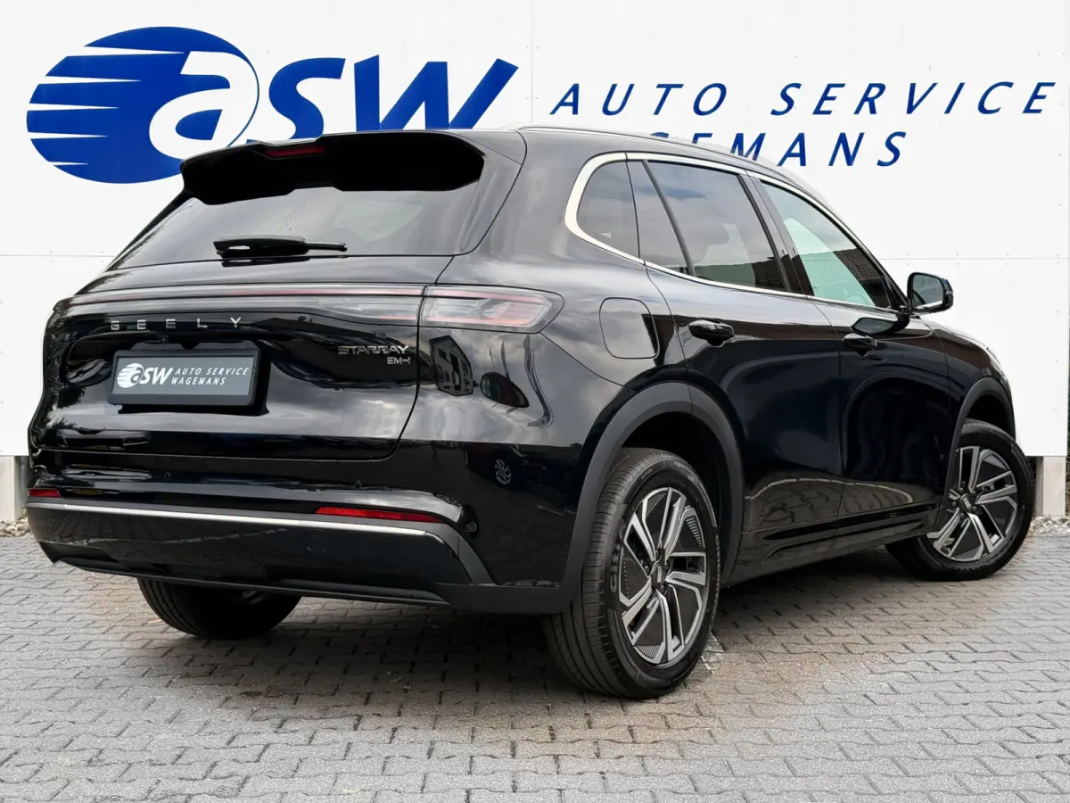 1.5 Pro PHEV | 83 km Elektrisch | 8 jaar Garantie | 360 Camera | Geely Specialist