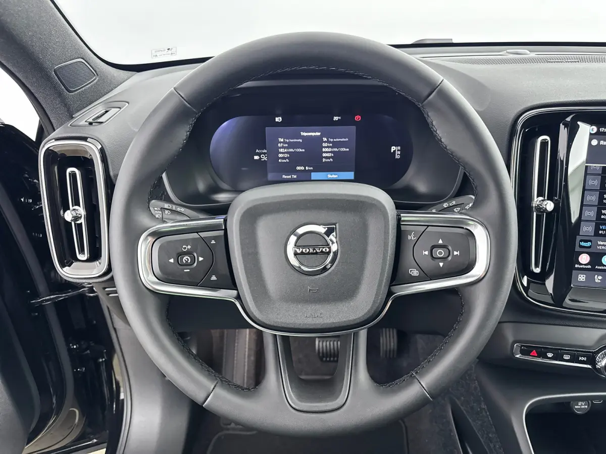 Single Motor Plus Black Edition Europa 70 kWh | 20" | Elektr. verst. Stoelen | Harman Kardon | Panoramadak | Adaptieve Cruise | BLIS | Stoel/Stuurverwarming | Warmtepomp