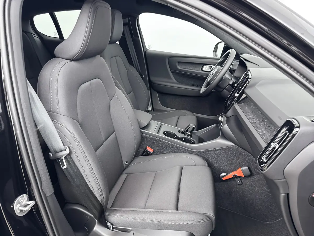 Single Motor Plus Black Edition Europa 70 kWh | 20" | Elektr. verst. Stoelen | Harman Kardon | Panoramadak | Adaptieve Cruise | BLIS | Stoel/Stuurverwarming | Warmtepomp