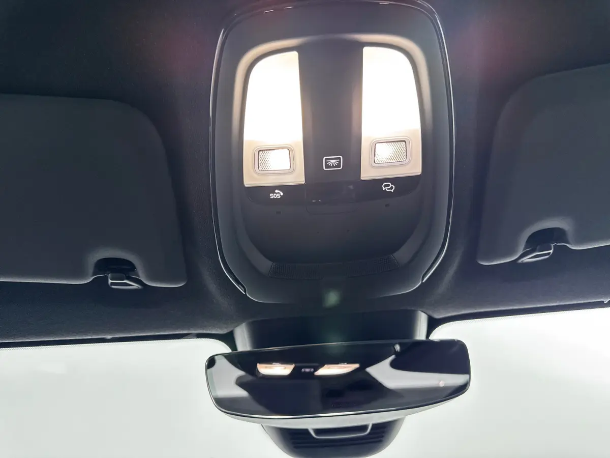 Single Motor Plus Black Edition Europa 70 kWh | 20" | Elektr. verst. Stoelen | Harman Kardon | Panoramadak | Adaptieve Cruise | BLIS | Stoel/Stuurverwarming | Warmtepomp