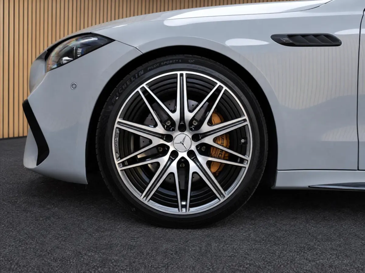 AMG 63 S E Performance |Keramisch |Kuipstoelen |HUD |4Wielbesturing