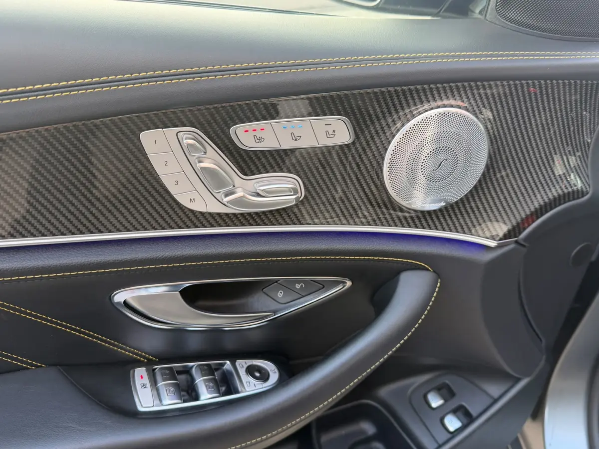 AMG E63 S 4MATIC+ Edition1 Carbon BOMVOL