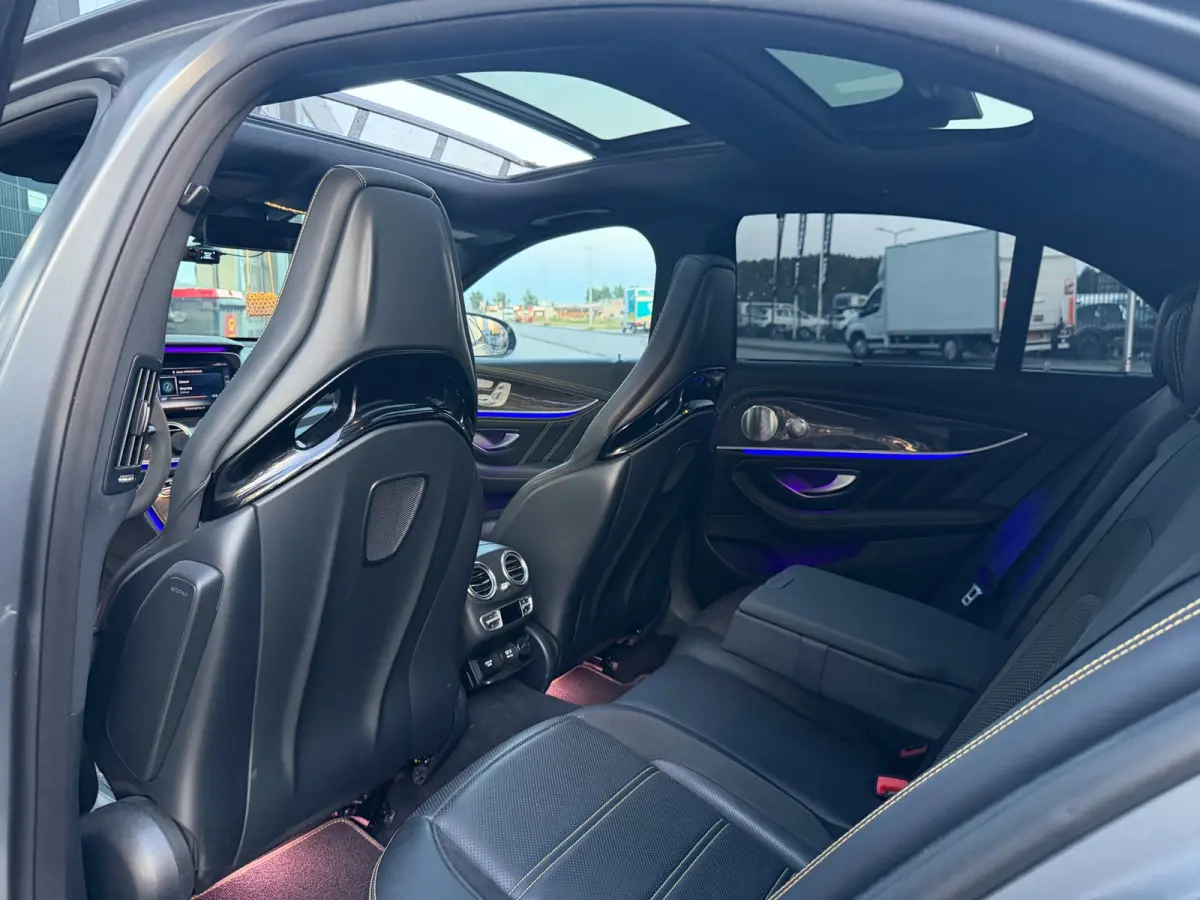 AMG E63 S 4MATIC+ Edition1 Carbon BOMVOL