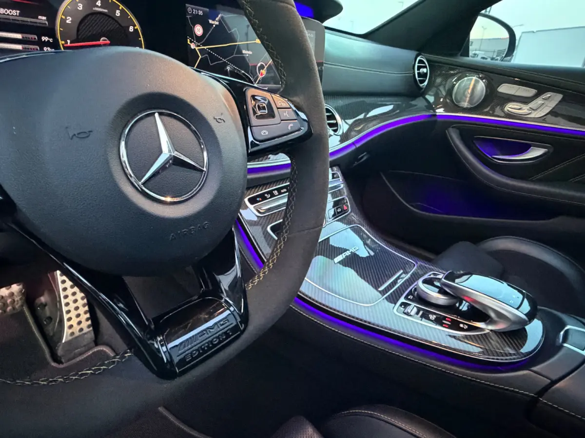 AMG E63 S 4MATIC+ Edition1 Carbon BOMVOL